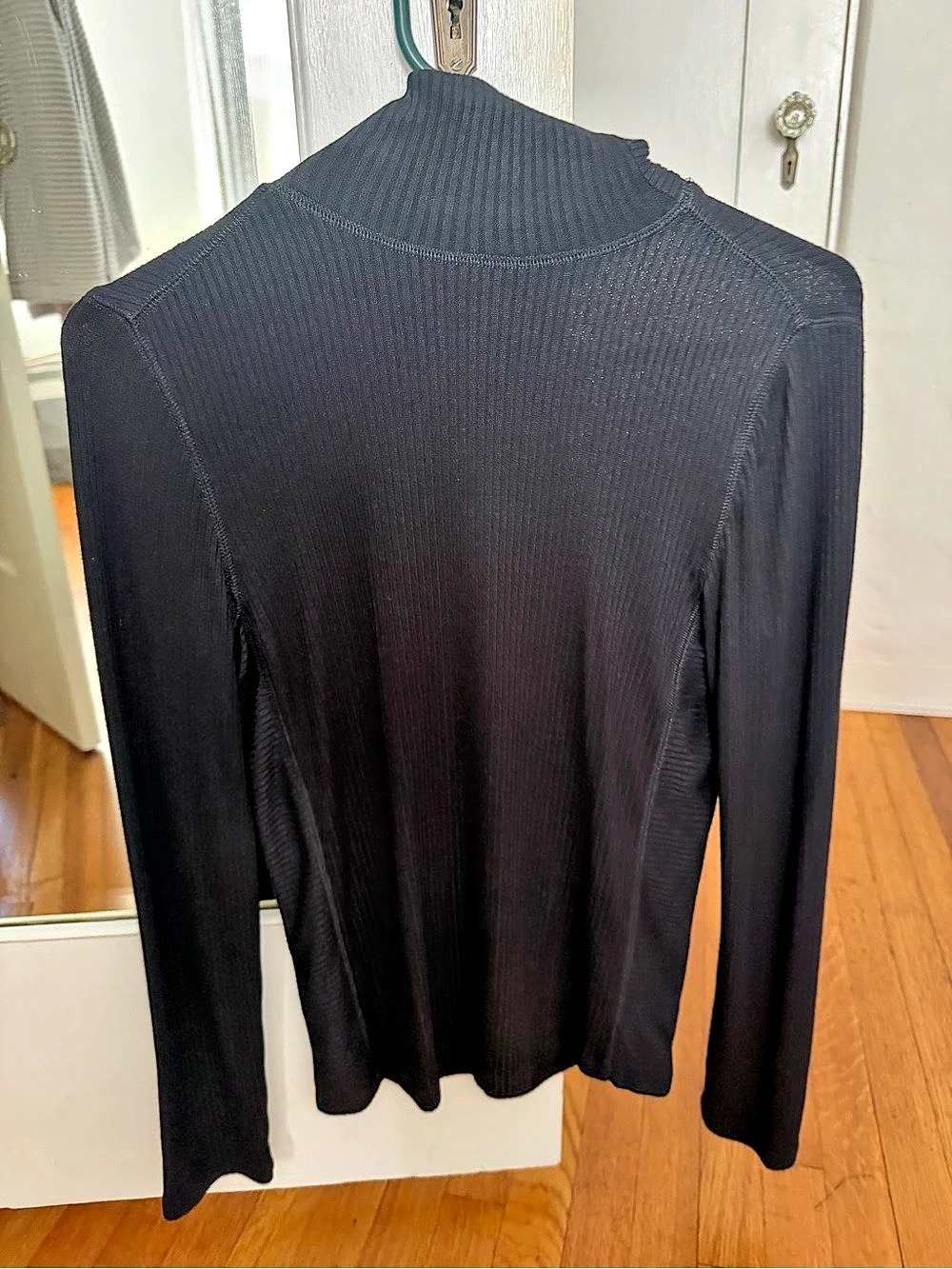 Black Long Sleeve Mock Neck Top Like New